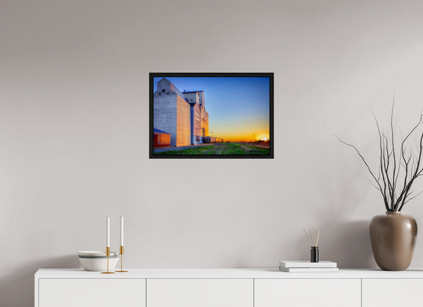 60 x 40 cm, Framed Print Prairie Dusk – Landis Grain Elevator at Sunset