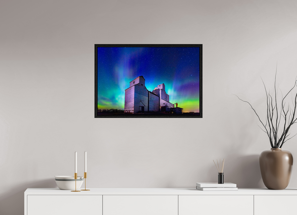 75 x 50 cm, Framed Print Aurora Over Asquith – Northern Lights on the Prairies