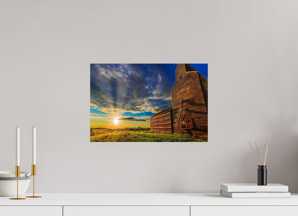 45 x 30 cm, Photo Print Golden Horizon – Hagen, Saskatchewan Grain Elevator