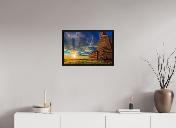 60 x 40 cm, Framed Print Golden Horizon – Hagen, Saskatchewan Grain Elevator