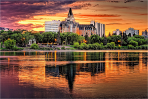 Main image Golden Glow of the Bess