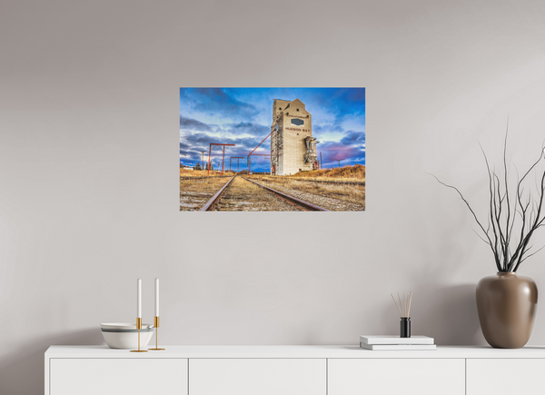 75 x 50 cm, Metal Print Tracks of Memory – Hudson Bay Grain Elevator, Saskatchewan