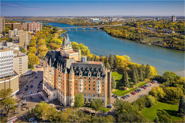 Main image Autumn Splendor – Saskatoon’s Castle by the River