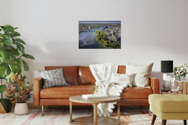 2742745 :: River Through The City