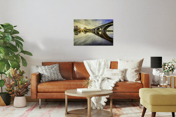 2742743 :: Under University Bridge