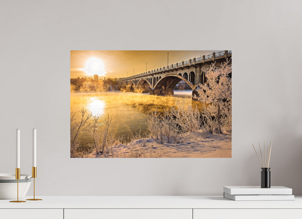 60 x 40 cm, Metal Print Golden Mist – University Bridge in Winter Light, Saskatoon