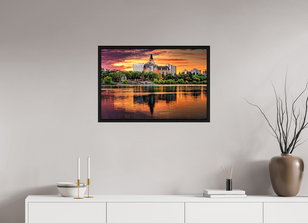 75 x 50 cm, Framed Print Golden Glow of the Bess